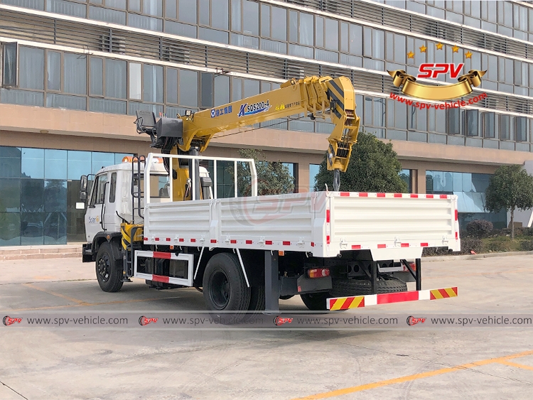 8 Tons Telescopic Crane Truck Dongfeng - LB